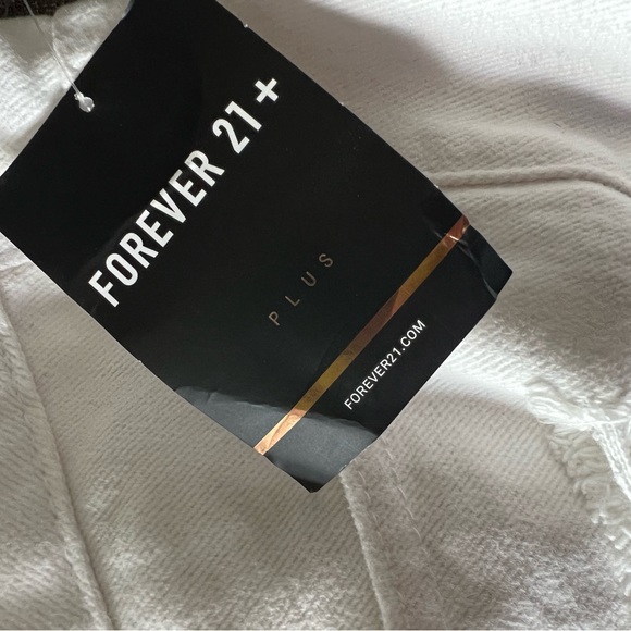 Forever 21 white ripped shorts sz 16 - Picture 4 of 4